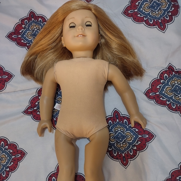 American Girl Doll Girl of the Year 2008 Mia St. Clair, Gala dress & accessories
